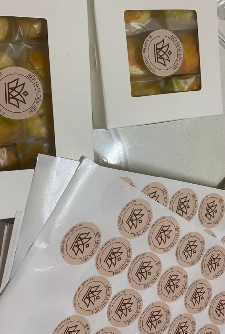 Tem nhãn trên túi Kraft cửa sổ